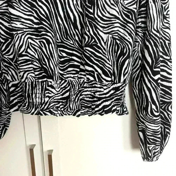 Michael Kors Zebra Print Long Sleeved Top - Picture 3 of 4